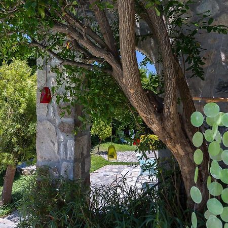 Muazzo Creta Stone House, A Fairytale Cottage, By Thinkvilla Pigí Exterior foto