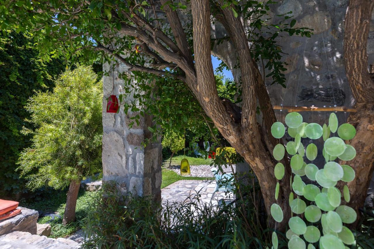 Muazzo Creta Stone House, A Fairytale Cottage, By Thinkvilla Pigí Exterior foto