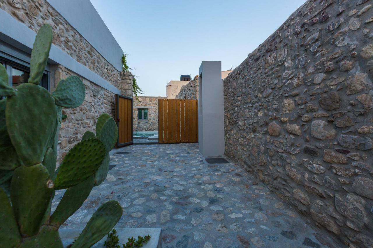 Muazzo Creta Stone House, A Fairytale Cottage, By Thinkvilla Pigí Exterior foto